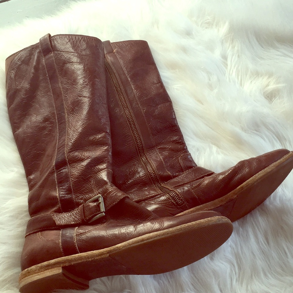 COLE HANN BROWN LEATHER BOOTS
